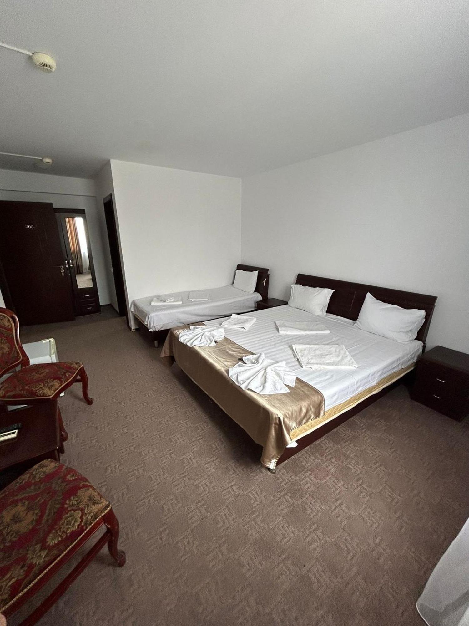 Orient Mamaia Nord Hotel Năvodari Kültér fotó