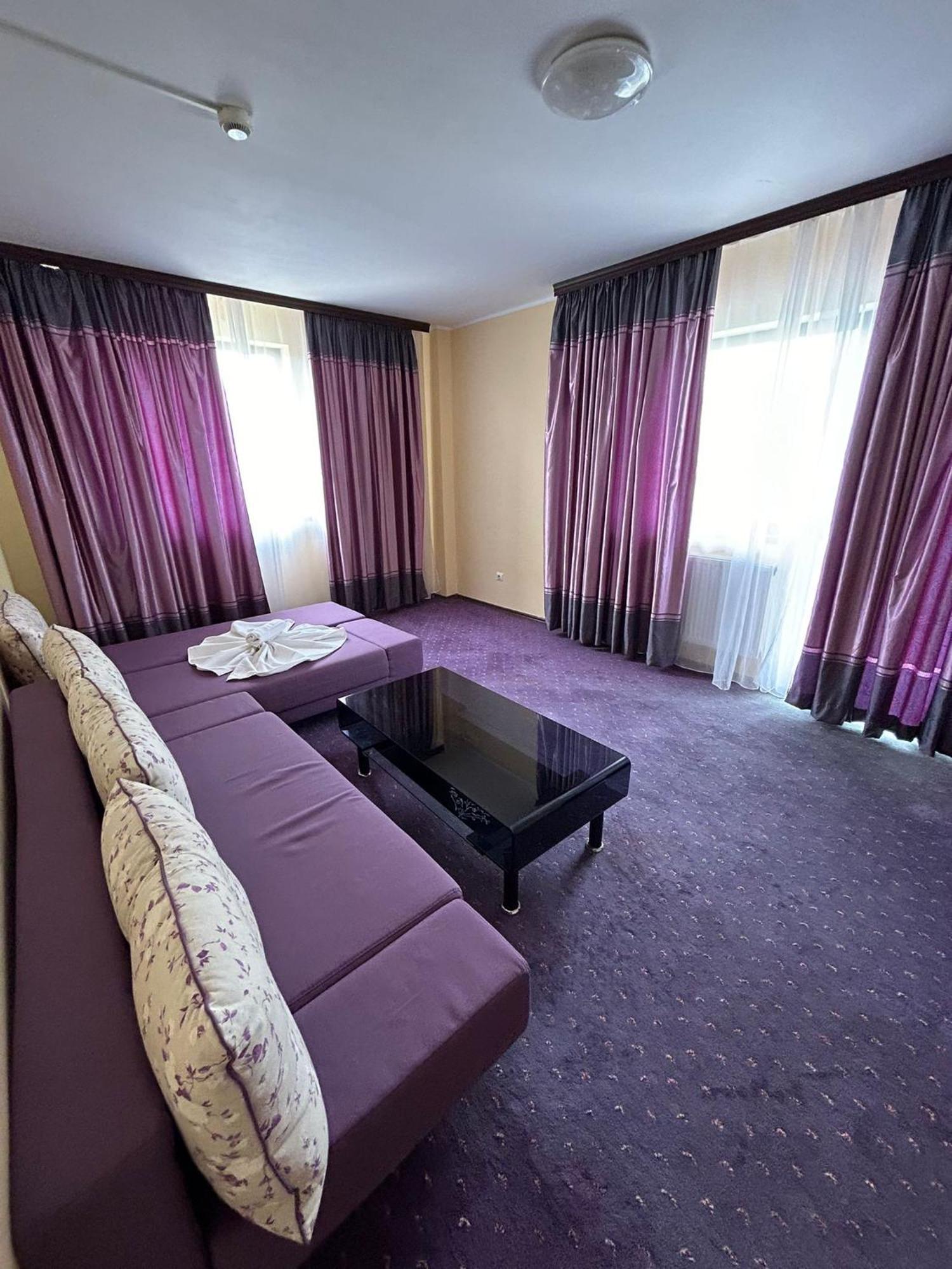 Orient Mamaia Nord Hotel Năvodari Kültér fotó